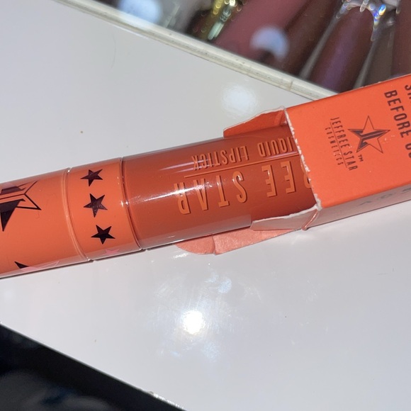 Tangerine Queen Velour Lipstick - Picture 4 of 4